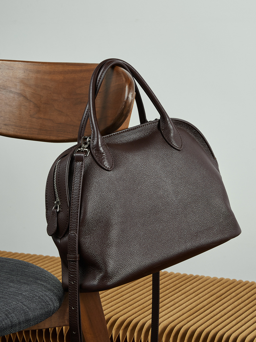 Bolsa Tote Minimalista de Cour - Luxury Bags Louis Vuitton avaliação e preço