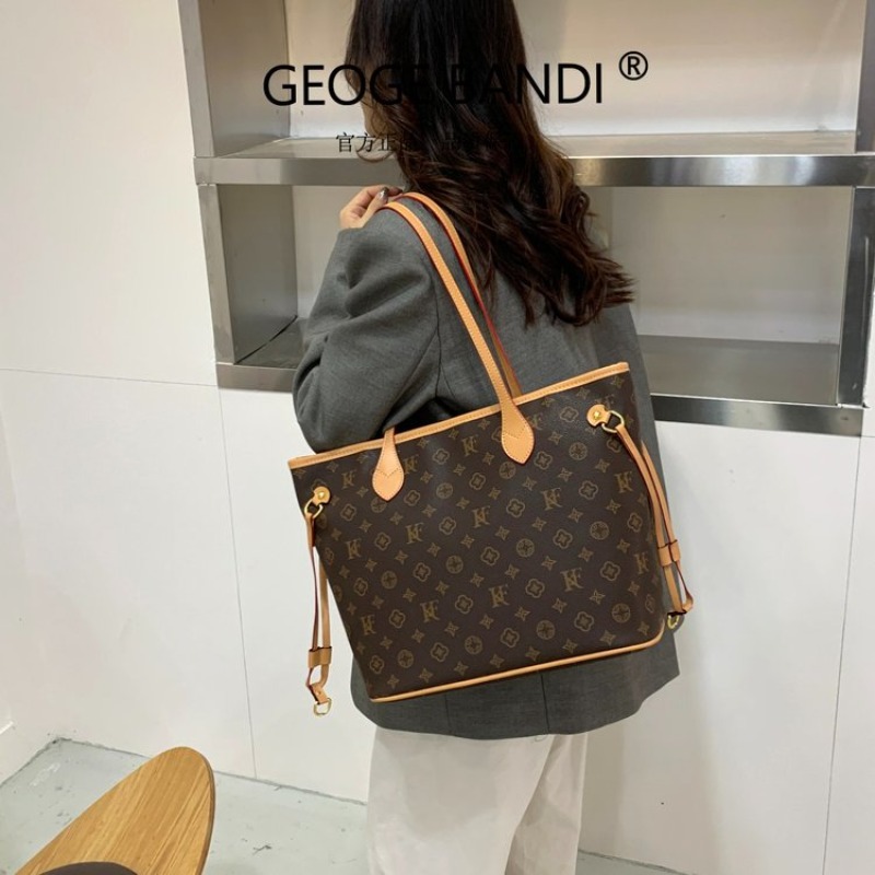 Bolsa de Ombro Elegante em Cou - Luxury Bags Louis Vuitton avaliação e preço