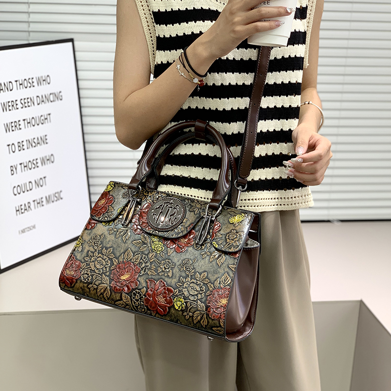 Bolsa Tote Vintage Floral em R - Luxury Bags That Are Vegan avaliação e preço