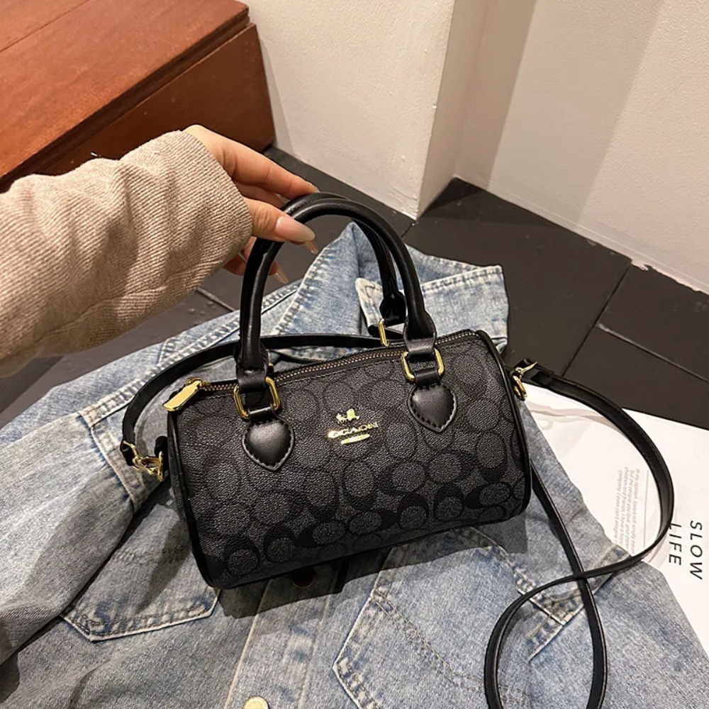 Bolsa Transversal Feminina de  - Luxury Bags Louis Vuitton avaliação e preço